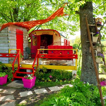 La Roulotte De Lola - Chambre D'Hotes La Celle  Экстерьер фото